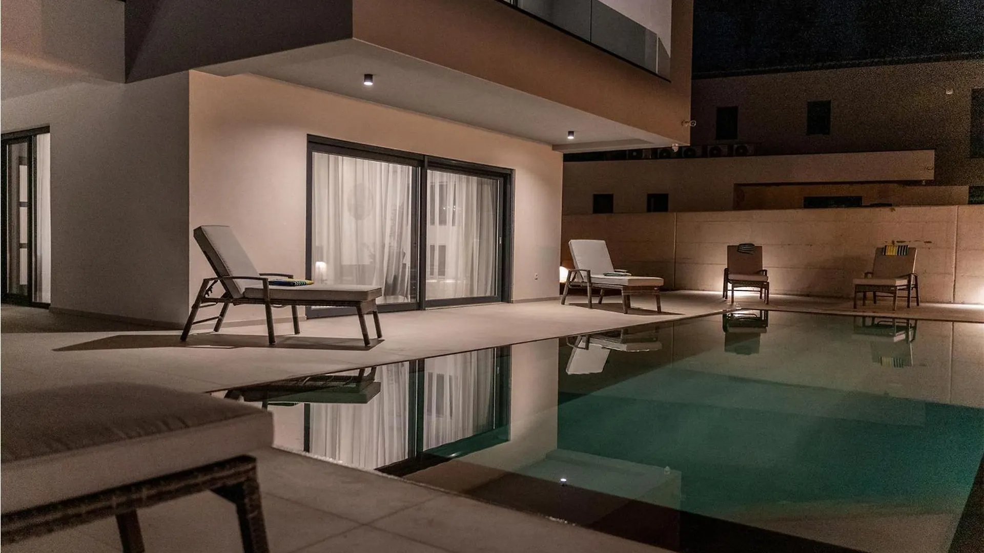 Pet Friendly Home In Rebici 0*,